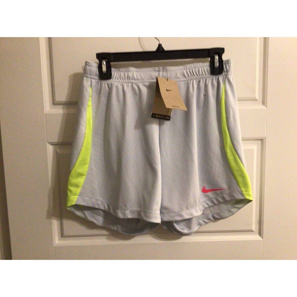 Women's‎ Nike Soccer Shorts Gray Athletic Dri-Fit Dry DX0473 Size SMALL
